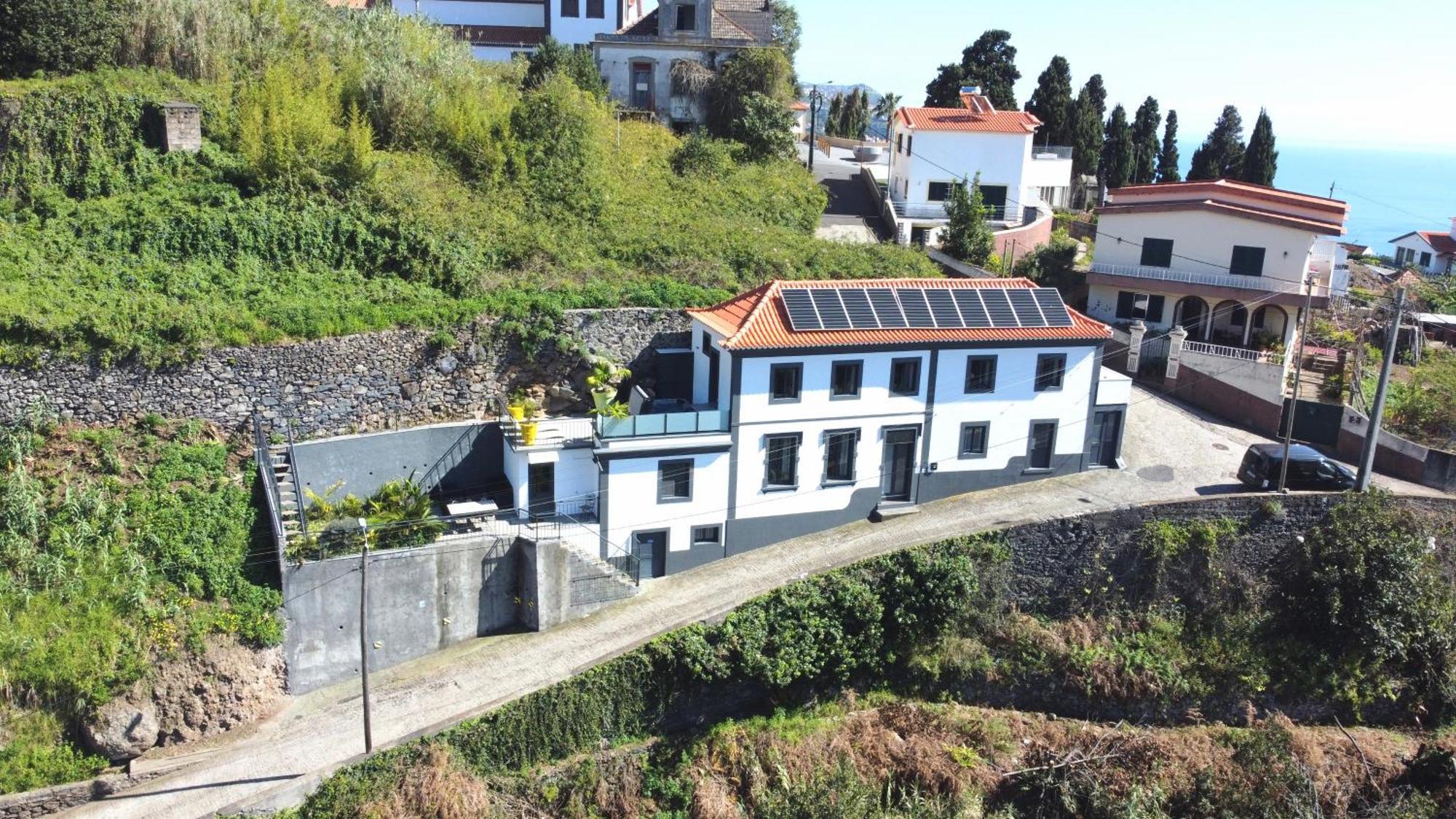 Espirito Do Mar - Premium Villa With Jacuzzi Estreito Da Calheta Kültér fotó